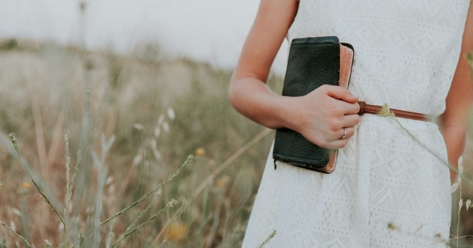 Lanvin En Bleu ランバン オン ブルー のおすすめの財布をご紹介します おすすめの年齢層や実店舗で評判の高い財布とは Sac S Bar Lanvin En Bleu ランバン オン ブルー のおすすめの財布をご紹介します おすすめの年齢層や実店舗で評判の高い財布とは Sac S Bar