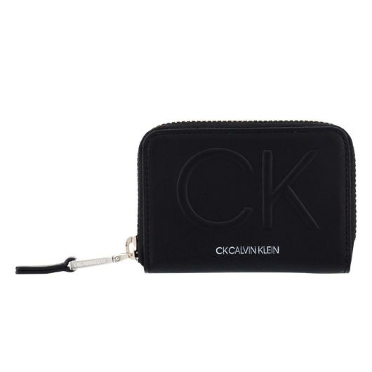 Calvin Klein カルバンクライン の人気の財布をご紹介します 大学生におすすめの年齢層や大学生におすすめの財布とは Sac S Bar Calvin Klein カルバンクライン の人気の財布をご紹介します 大学生におすすめの年齢層や大学生におすすめの財布とは Sac S Bar