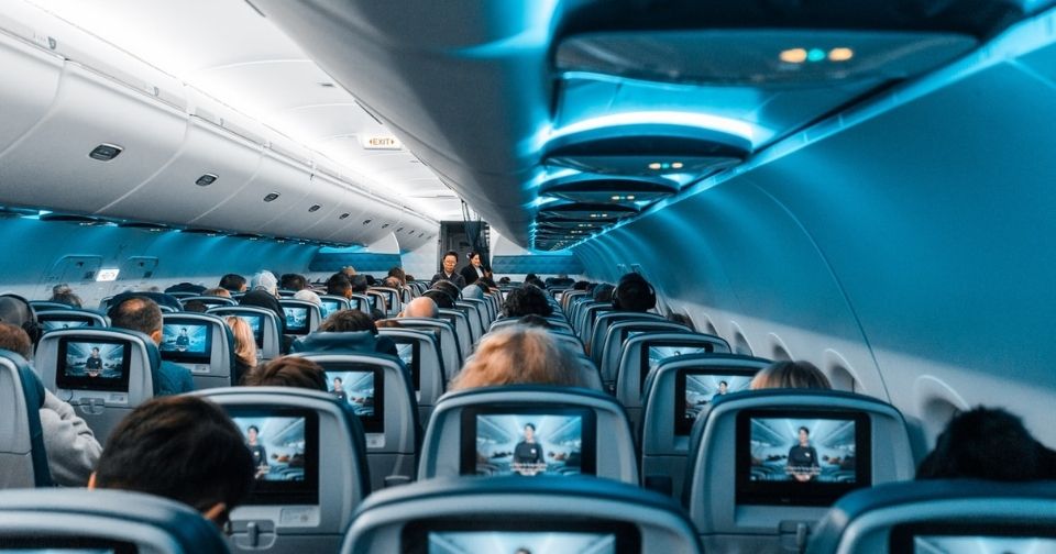 ネックピローのおすすめ商品！家や旅行、デスクワークに使えるものをご紹介