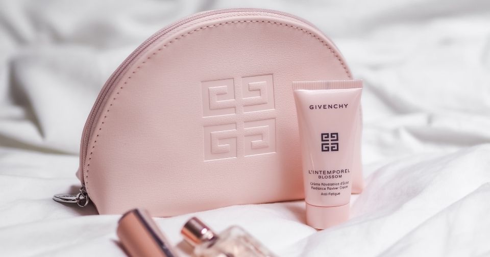 持ち歩き用化粧ポーチのおすすめ 選び方や人気ブランドを紹介 Sac S Bar