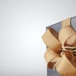 彼氏へのクリスマスプレゼントにキーケースはいらない キーケースを贈る意味や 貰って嬉しいおすすめブランドを紹介します Sac S Bar